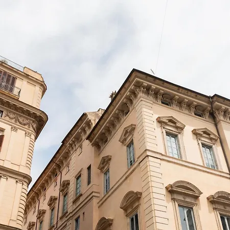 Apartmán Pantheon Palace Loft By Romeloft *