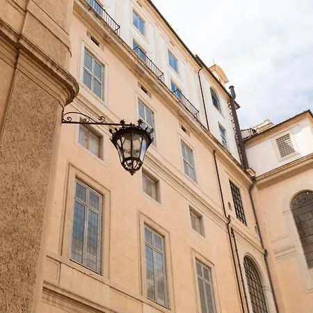 Historic Palazzo Altieri Loft By Romeloft