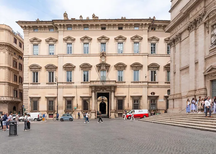 Pantheon Palace Loft By Romeloft *