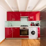 Апартаменты Pantheon Chic Loft By Romeloft *