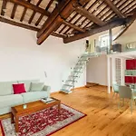 Pantheon Chic Loft By Romeloft Апартаменты Рим